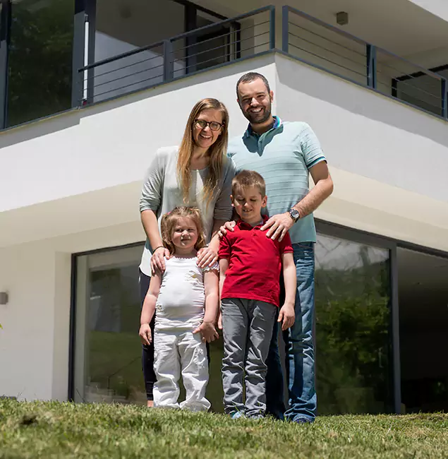 Why Bonita Springs Trusts Bonita Springs Pest Control Pro for Carpenter Bee Removal?
